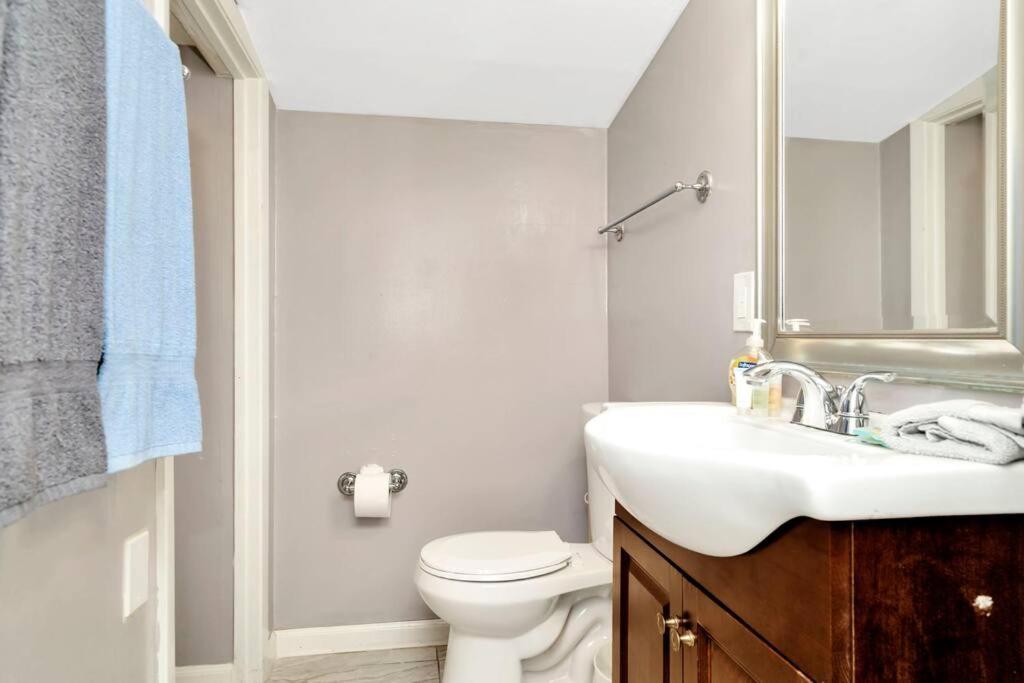 Cozy Bungalow With Patio & Grill, Private And Location Tampa Luaran gambar