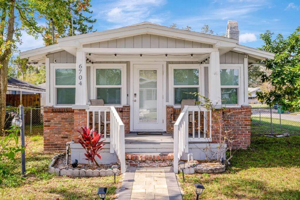 Cozy Bungalow With Patio & Grill, Private And Location Tampa Luaran gambar